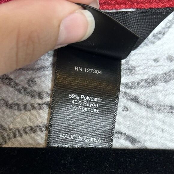 Ali Miles Women's Artsy Abstract Funky Art to Wear Crinkle White Spiral Tunic M - Picture 8 of 8